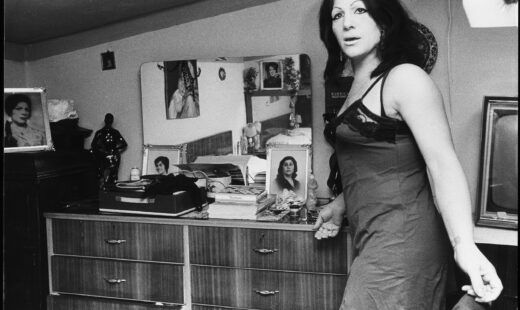 Lisetta Carmi, Dalla Serie I Travestiti, 1965 1970. Stampa Gelatina Bromuro Dâargento, 18x24 Cm. Martini & Ronchetti, Courtesy Archivio Lisetta Carmi (1)